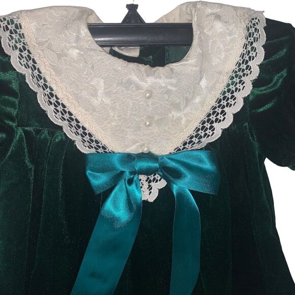 Vintage 1980's Pretty as a Picture Toddler Girl's Size 18 Months Formal Dress - Picture 2 of 6